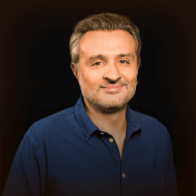 Ricardo  Garrido 